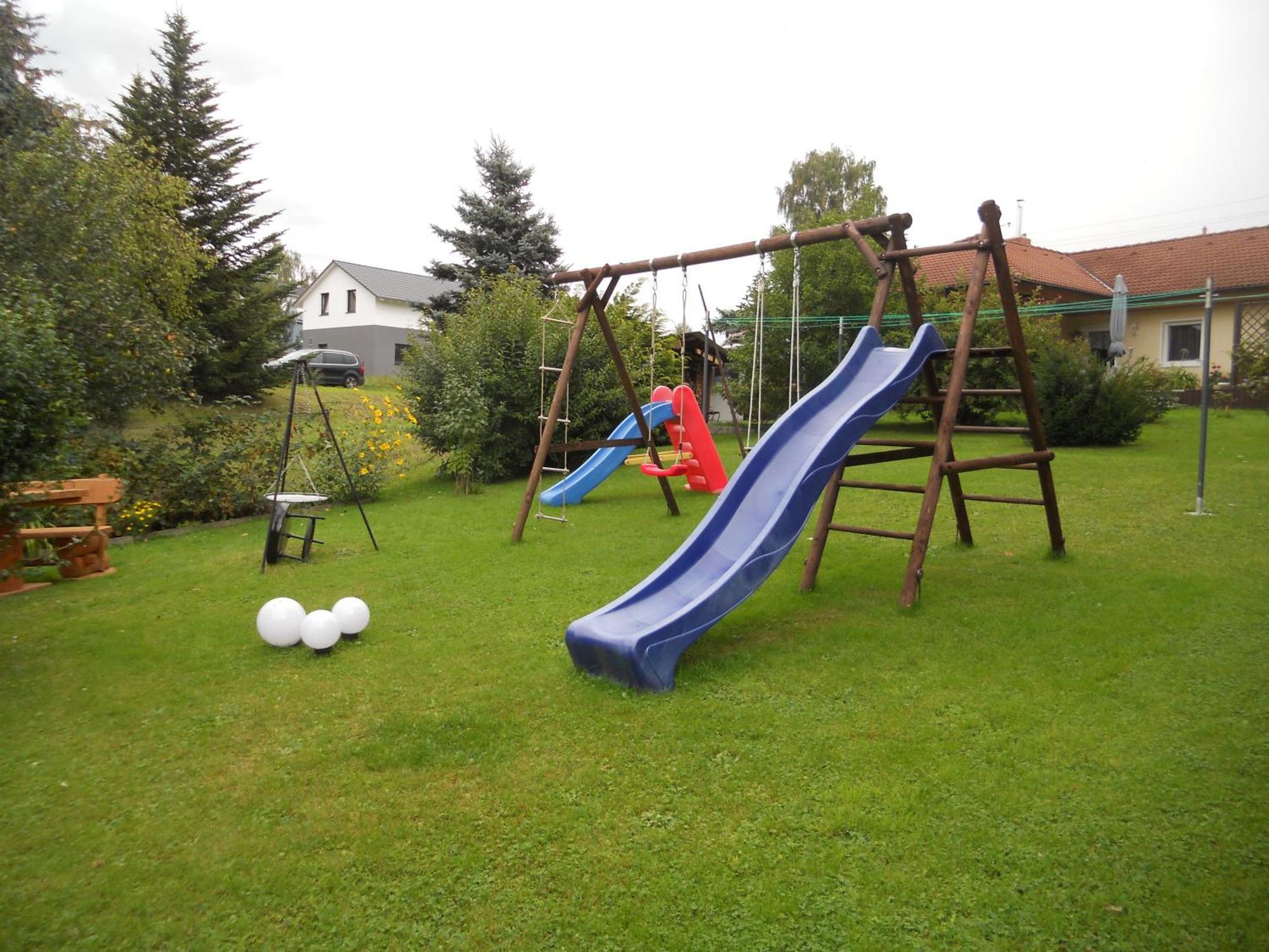 Ferienhaus Zittau Oberlausitz & Ferienwohnung Am Hamann Berg Eksteriør bilde